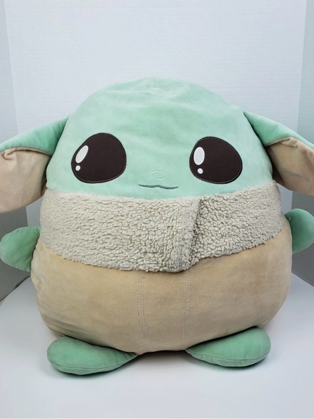 RARE Huge Star Wars Baby Yoda Squishmallow 20" XL
Mandalorian Plush Toy